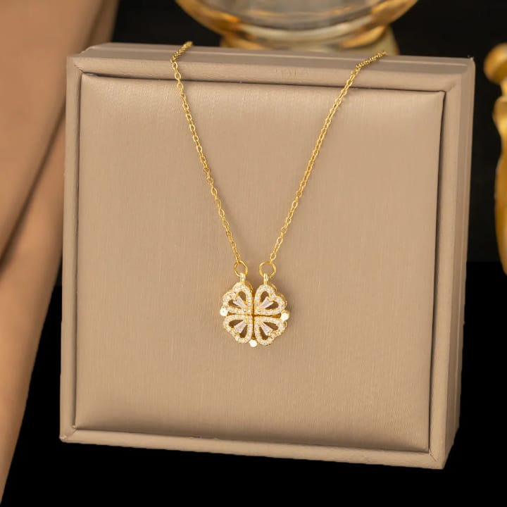 Magnetic heart pendant necklace